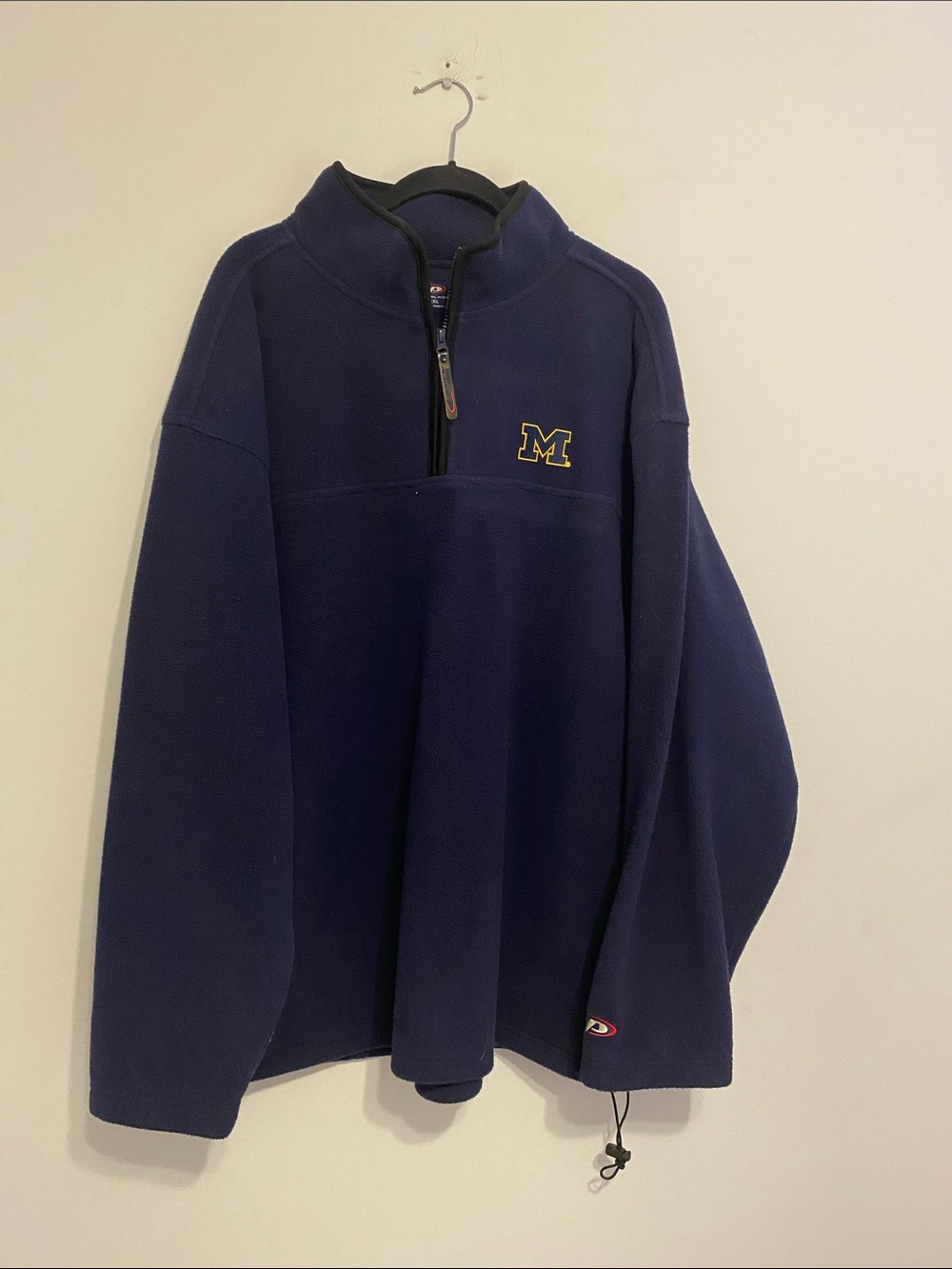 University of Michigan Navy Quarter-Zip Fleece Sweater with Embroidered 'M'